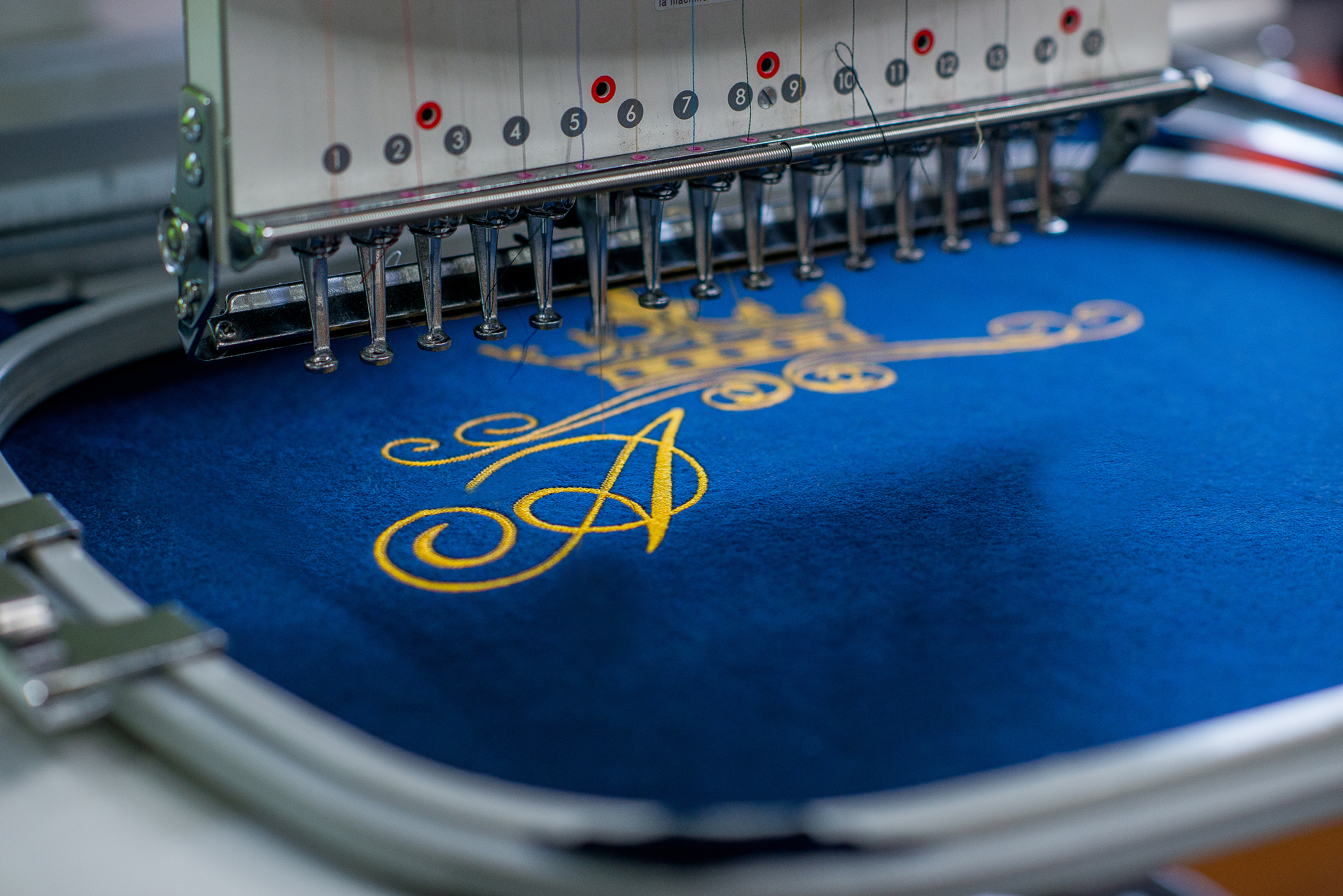 Broderie computerizata pe material textil